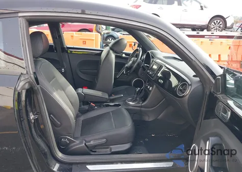 2012 Volkswagen Beetle 2.5L z USA, uszkodzony, nr VIN 3VWJP7AT4CM654435